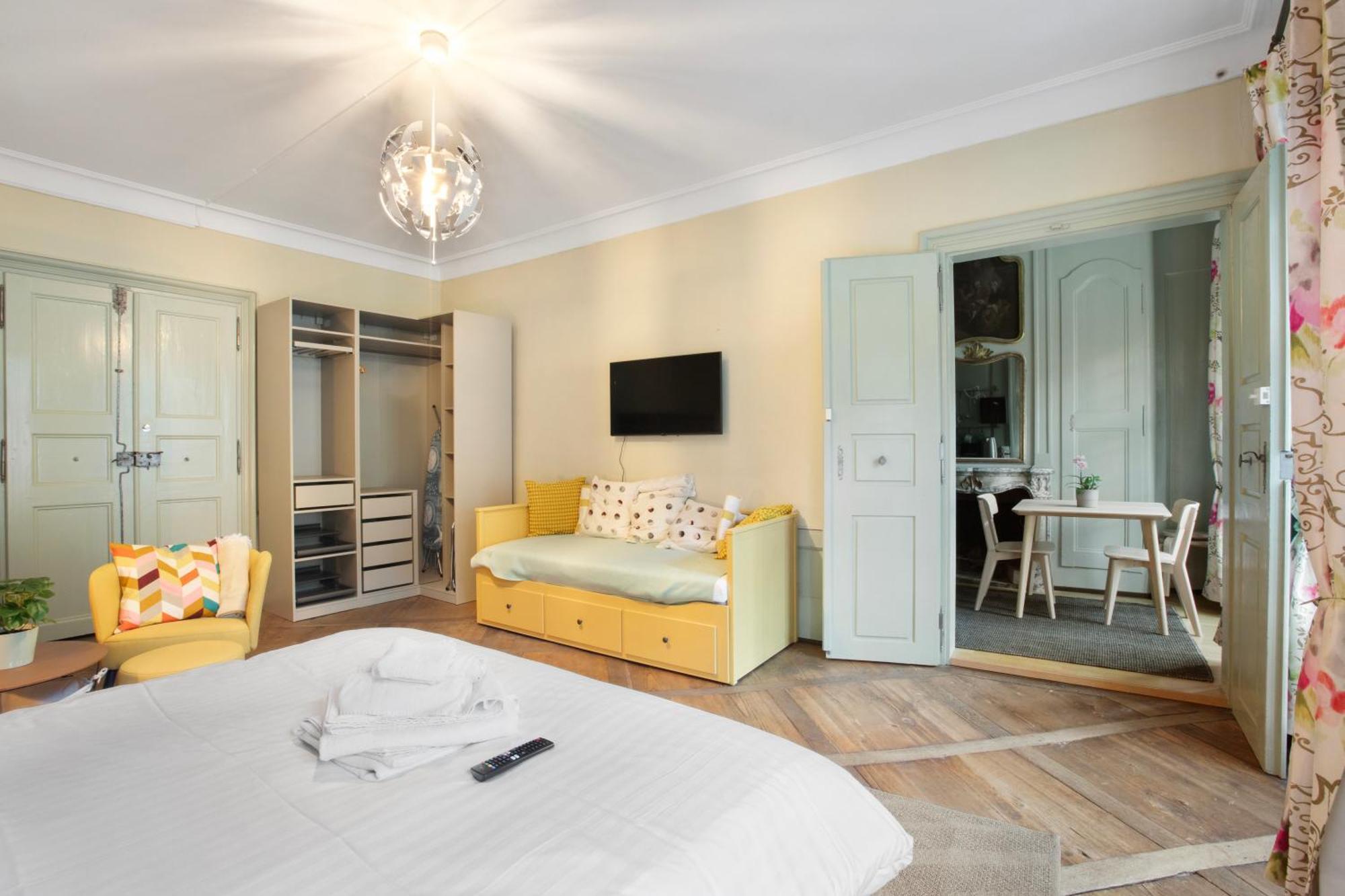 Atypique Dans La Vieille De Apartment *