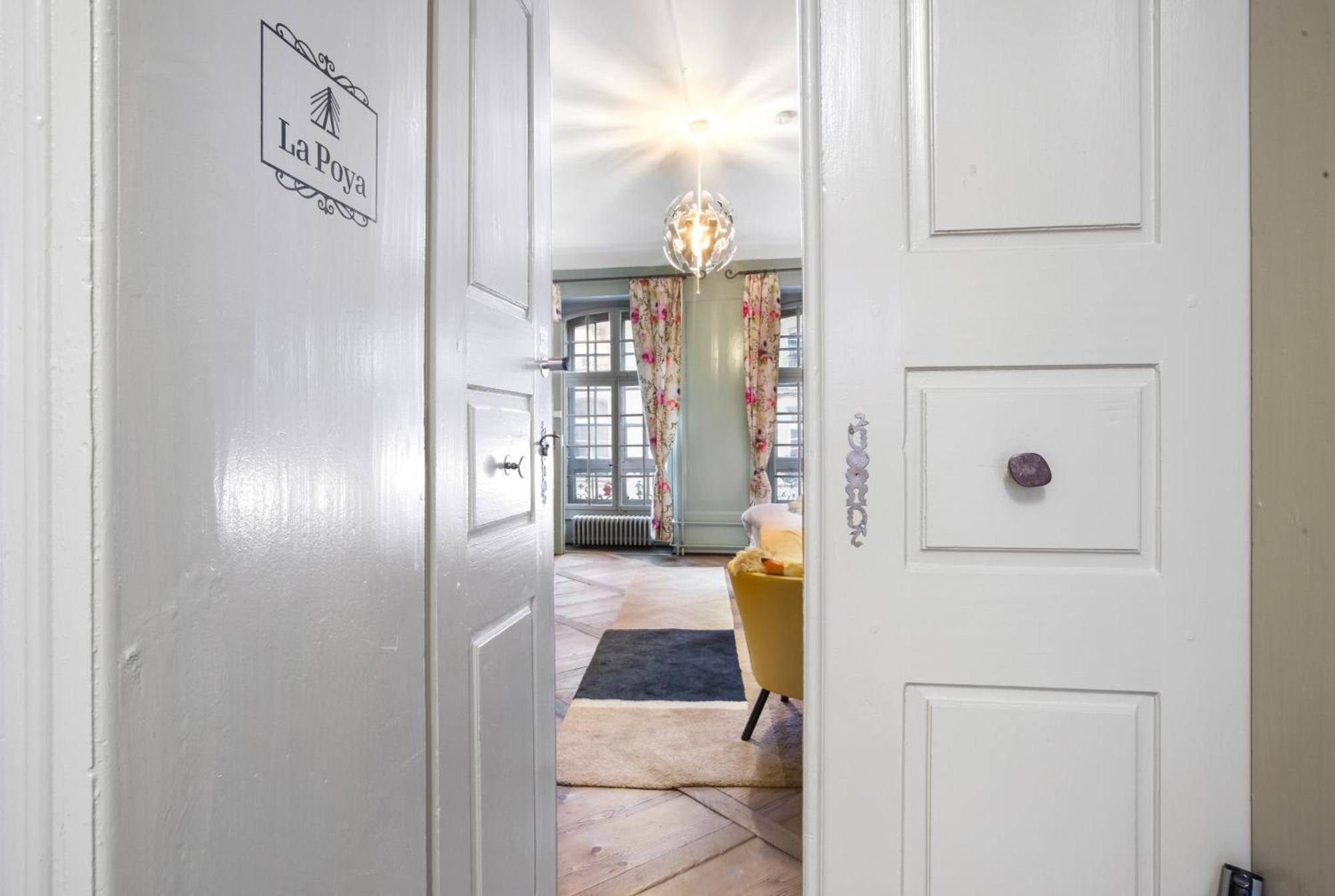 Apartment Atypique Dans La Vieille De